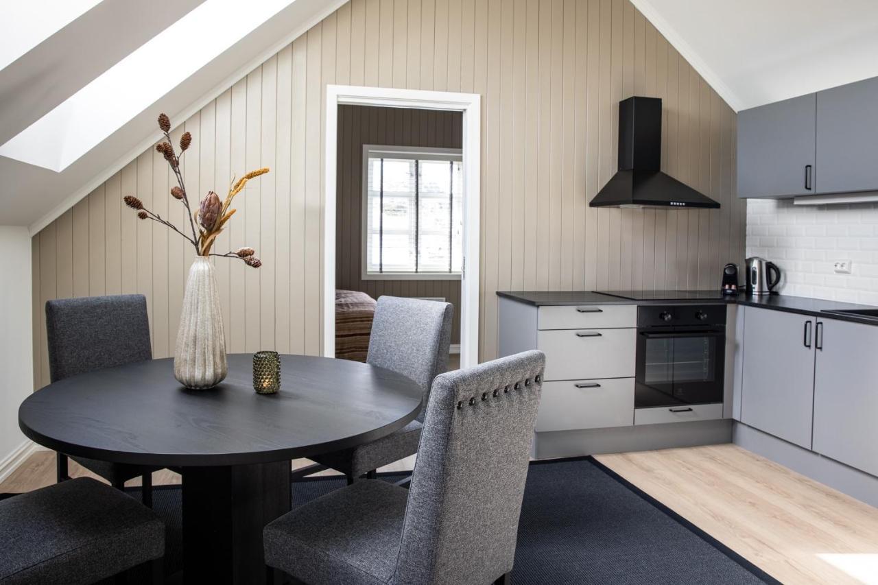 Solsiden Brygge Rorbuer Hotel Болстад Екстериор снимка
