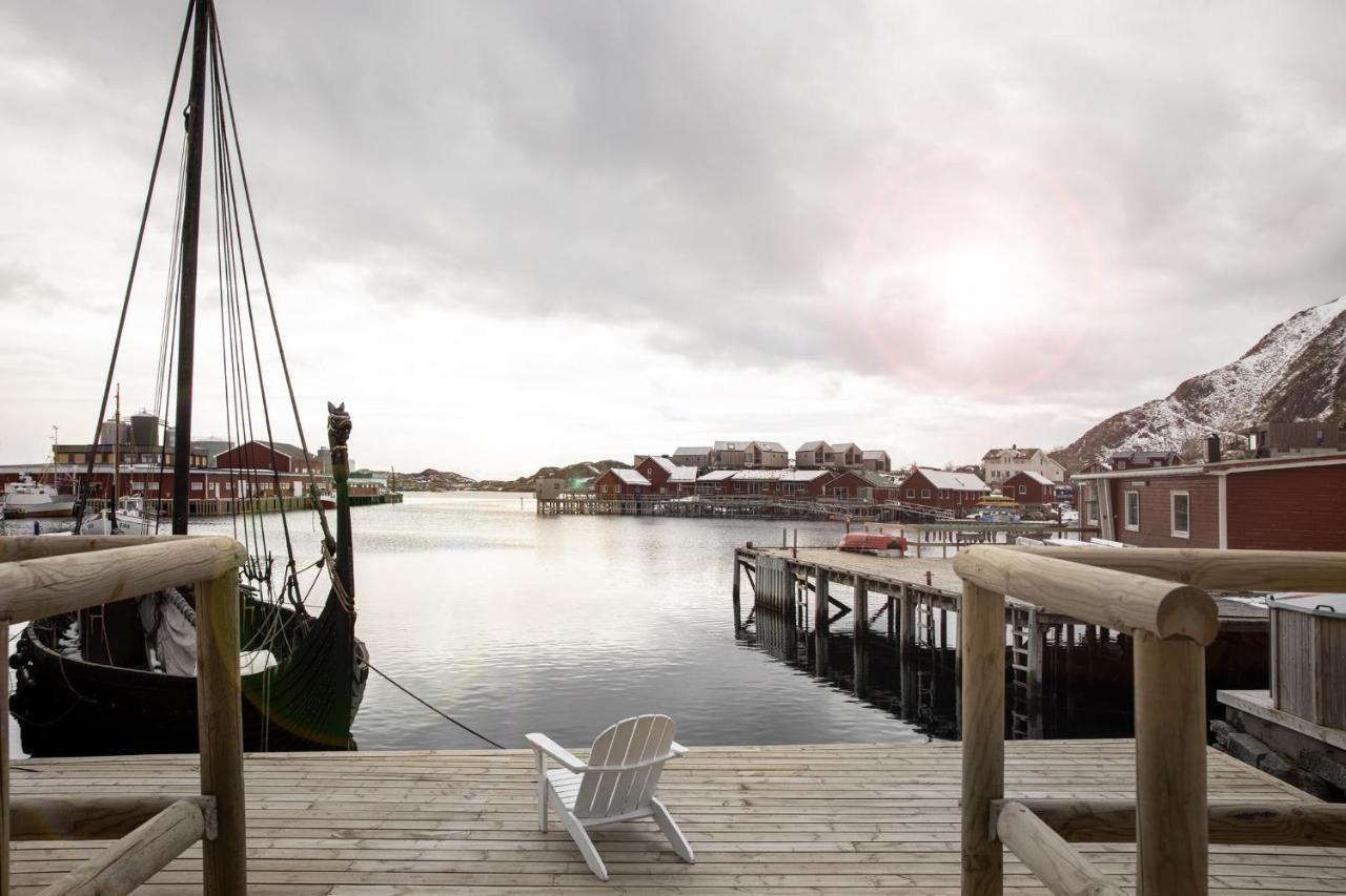 Solsiden Brygge Rorbuer Hotel Болстад Екстериор снимка