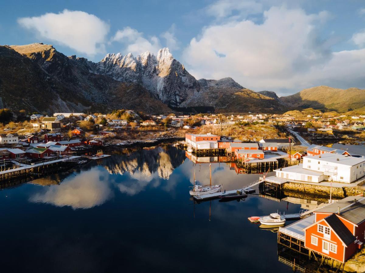 Solsiden Brygge Rorbuer Hotel Болстад Екстериор снимка