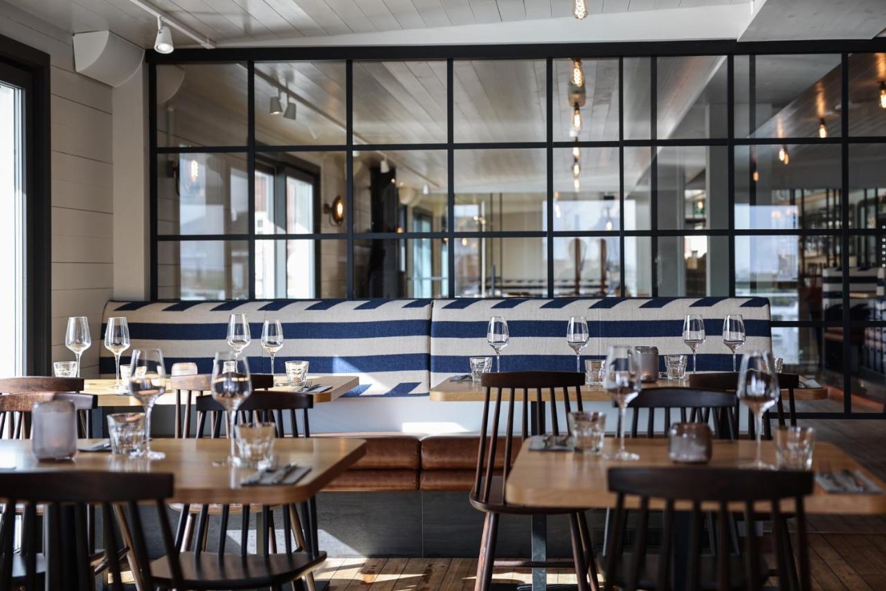 Solsiden Brygge Rorbuer Hotel Болстад Екстериор снимка