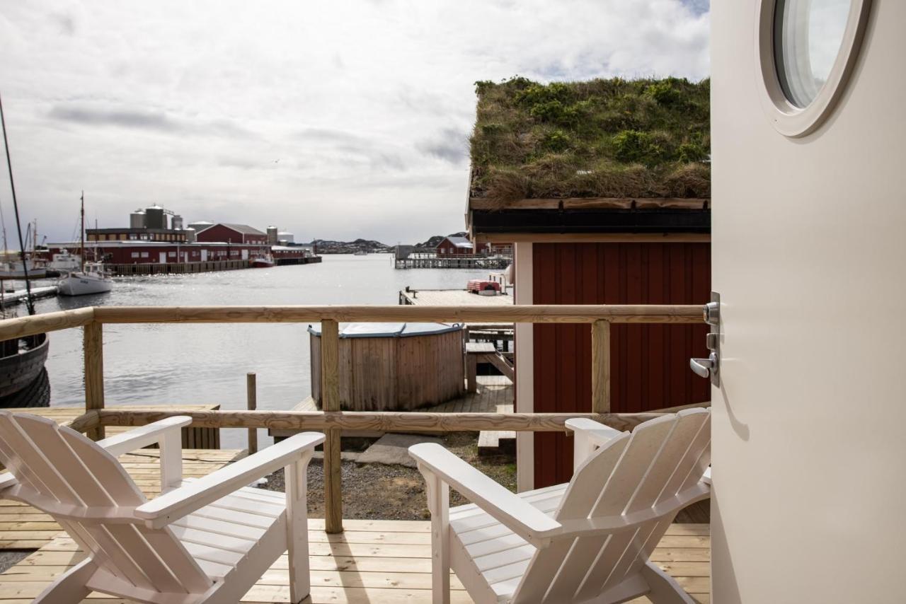 Solsiden Brygge Rorbuer Hotel Болстад Екстериор снимка